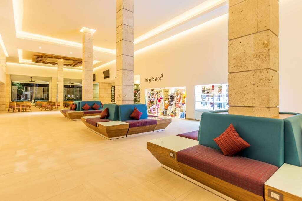 Hotel Occidental Costa Cancún Lobby