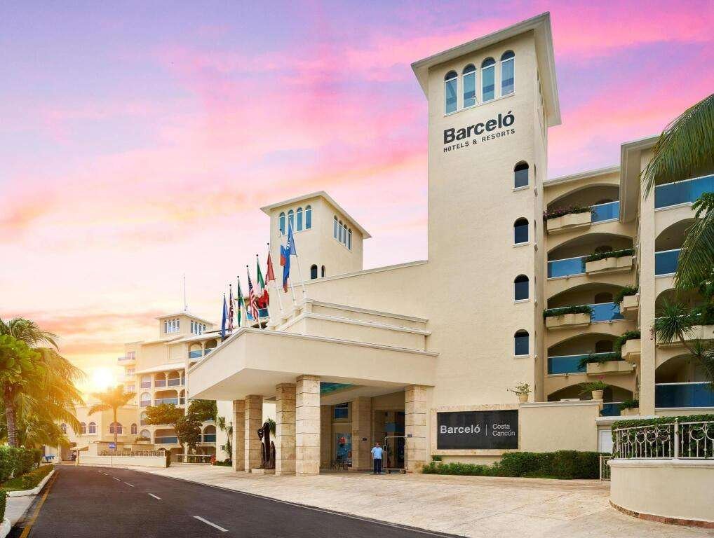 Hotel Occidental Costa Cancún frente